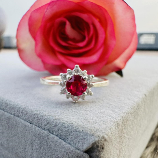 Ruby Finger Ring 002